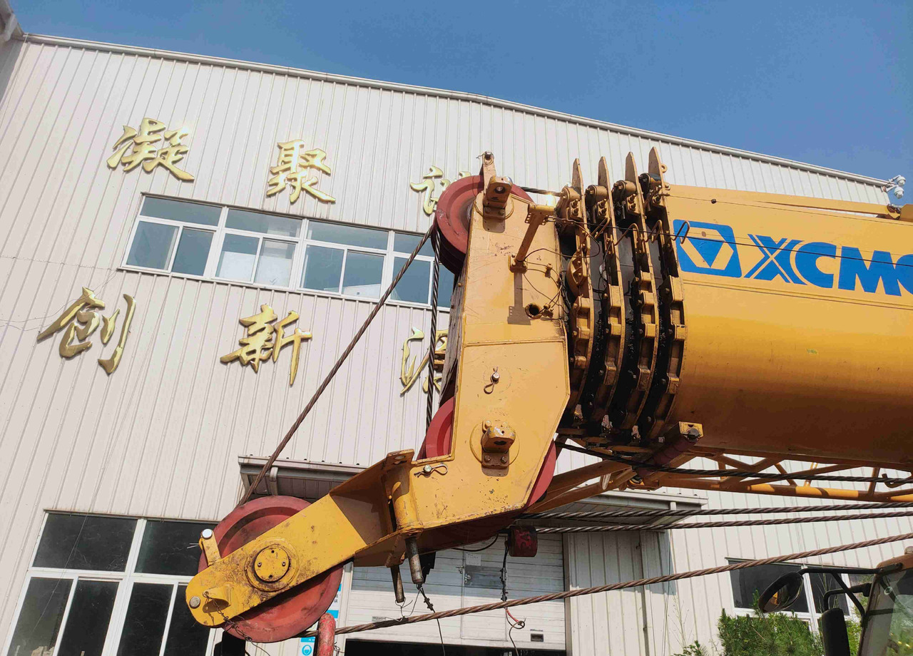 XCMG QY50K5D_1 50ton mobile crane truck price - Autodizalica: slika XCMG QY50K5D_1 50ton mobile crane truck price - Autodizalica XCMG QY50K5D_1 50ton mobile crane truck price - Autodizalica: slika XCMG QY50K5D_1 50ton mobile crane truck price - Autodizalica