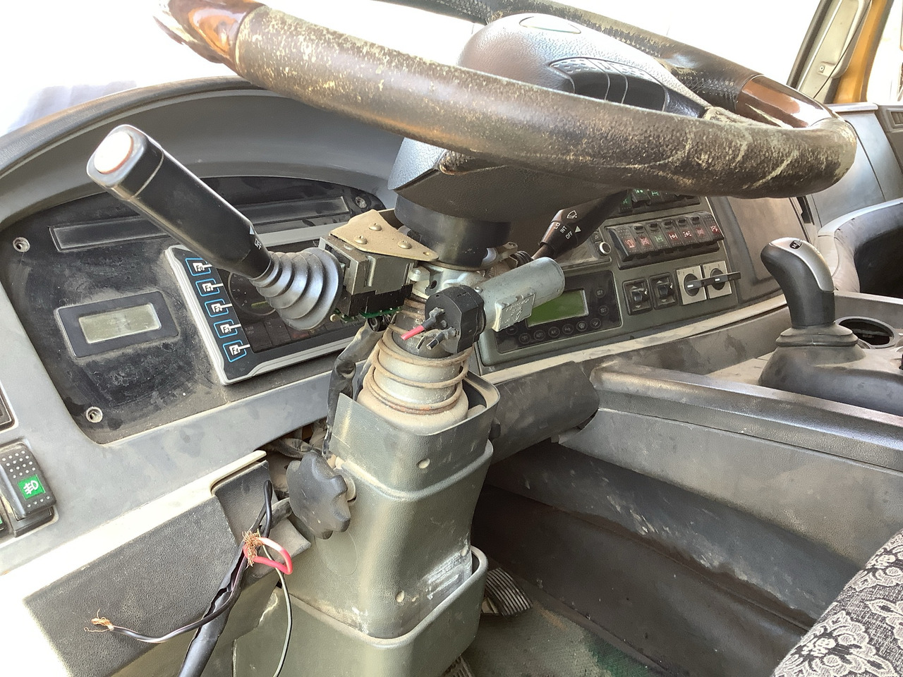 Autodizalica za sve terene XCMG Second Hand All Terrain Cranes 800 Tons QAY800 Used Mobile Crane Hot Sale: slika Autodizalica za sve terene XCMG Second Hand All Terrain Cranes 800 Tons QAY800 Used Mobile Crane Hot Sale