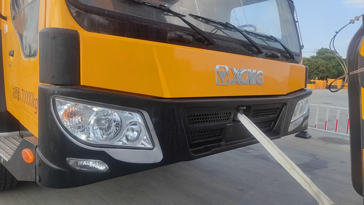 XCMG Truck crane Second Hand mobile hydraulic crane QAY160 Used - Autodizalica: slika XCMG Truck crane Second Hand mobile hydraulic crane QAY160 Used - Autodizalica XCMG Truck crane Second Hand mobile hydraulic crane QAY160 Used - Autodizalica: slika XCMG Truck crane Second Hand mobile hydraulic crane QAY160 Used - Autodizalica