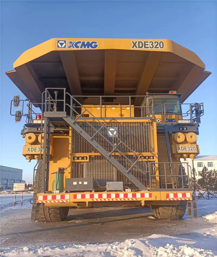 XCMG Used AC Drive Tipper Dump Truck Xde320 Used Rigid Dump Truck for Mining - Kruti istovarivač/ Kamion za prijevoz kamenja: slika XCMG Used AC Drive Tipper Dump Truck Xde320 Used Rigid Dump Truck for Mining - Kruti istovarivač/ Kamion za prijevoz kamenja XCMG Used AC Drive Tipper Dump Truck Xde320 Used Rigid Dump Truck for Mining - Kruti istovarivač/ Kamion za prijevoz kamenja: slika XCMG Used AC Drive Tipper Dump Truck Xde320 Used Rigid Dump Truck for Mining - Kruti istovarivač/ Kamion za prijevoz kamenja