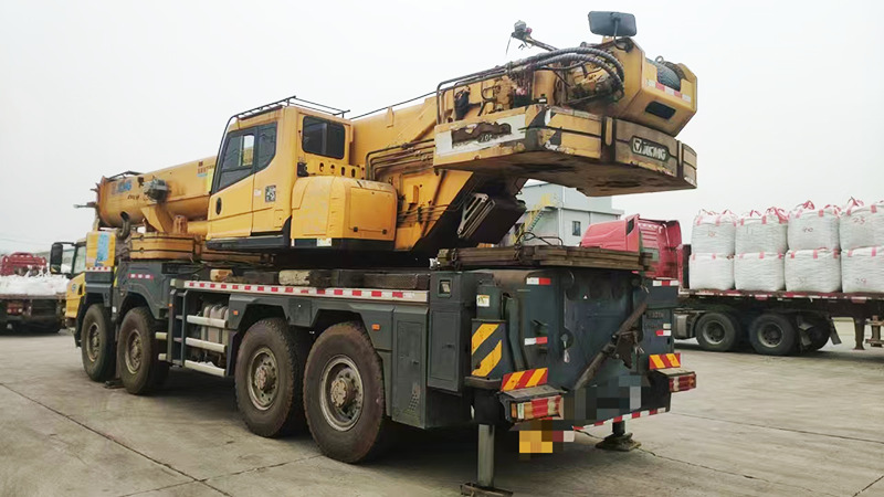 XCMG XCT80L6 80ton telescopic boom truck crane 2020 for sale - Autodizalica: slika XCMG XCT80L6 80ton telescopic boom truck crane 2020 for sale - Autodizalica XCMG XCT80L6 80ton telescopic boom truck crane 2020 for sale - Autodizalica: slika XCMG XCT80L6 80ton telescopic boom truck crane 2020 for sale - Autodizalica