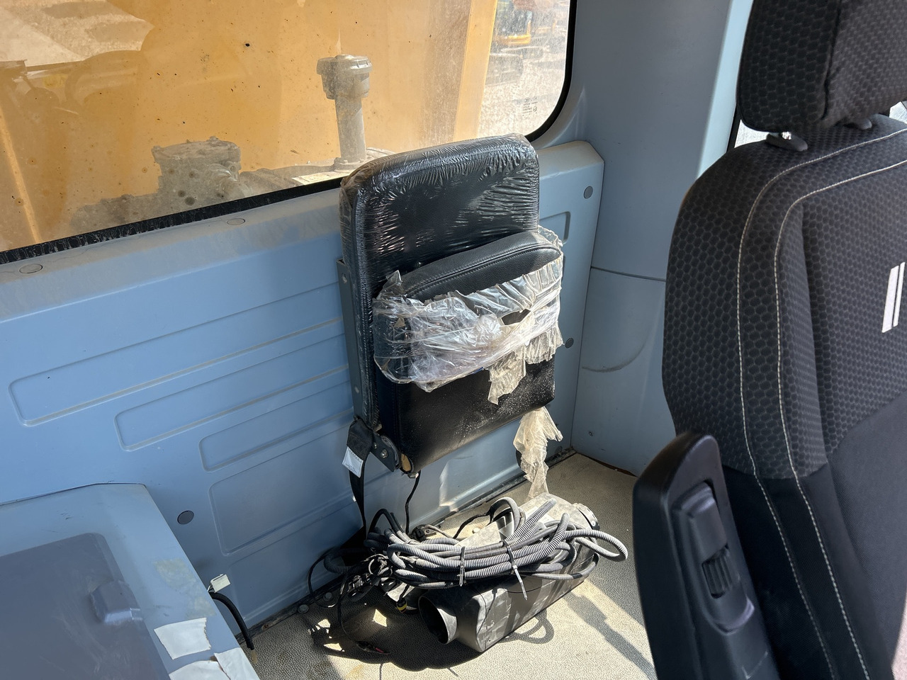 XCMG XDR85T large 85ton mining truck wheeled - Rudarski strojevi: slika XCMG XDR85T large 85ton mining truck wheeled - Rudarski strojevi XCMG XDR85T large 85ton mining truck wheeled - Rudarski strojevi: slika XCMG XDR85T large 85ton mining truck wheeled - Rudarski strojevi