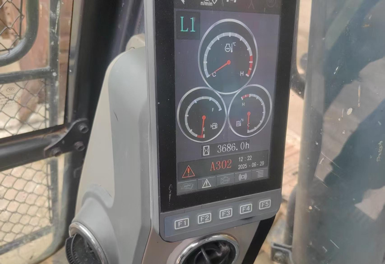 XCMG XE215DA 20ton medium used crawler excavator hydraulic price - Bager gusjeničar: slika XCMG XE215DA 20ton medium used crawler excavator hydraulic price - Bager gusjeničar XCMG XE215DA 20ton medium used crawler excavator hydraulic price - Bager gusjeničar: slika XCMG XE215DA 20ton medium used crawler excavator hydraulic price - Bager gusjeničar