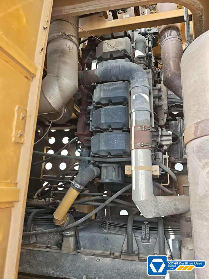 XCMG XGC16000 1250 ton 2020 used mobile crawler crane price - Dizalica gusjeničar: slika XCMG XGC16000 1250 ton 2020 used mobile crawler crane price - Dizalica gusjeničar XCMG XGC16000 1250 ton 2020 used mobile crawler crane price - Dizalica gusjeničar: slika XCMG XGC16000 1250 ton 2020 used mobile crawler crane price - Dizalica gusjeničar