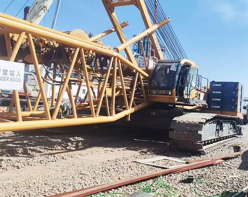 XCMG XGC300 used 300 tons crawler crane for sale - Dizalica gusjeničar: slika XCMG XGC300 used 300 tons crawler crane for sale - Dizalica gusjeničar XCMG XGC300 used 300 tons crawler crane for sale - Dizalica gusjeničar: slika XCMG XGC300 used 300 tons crawler crane for sale - Dizalica gusjeničar
