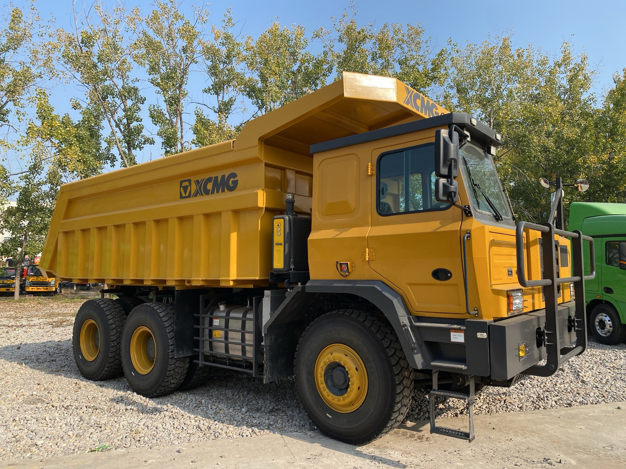 XCMG XKT105A used Wide-Body dump truck for mining - Rudarski strojevi: slika XCMG XKT105A used Wide-Body dump truck for mining - Rudarski strojevi XCMG XKT105A used Wide-Body dump truck for mining - Rudarski strojevi: slika XCMG XKT105A used Wide-Body dump truck for mining - Rudarski strojevi