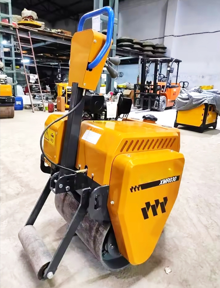 XCMG XMR040 small hand light hydraulic road roller for sale - Mini valjak: slika XCMG XMR040 small hand light hydraulic road roller for sale - Mini valjak XCMG XMR040 small hand light hydraulic road roller for sale - Mini valjak: slika XCMG XMR040 small hand light hydraulic road roller for sale - Mini valjak