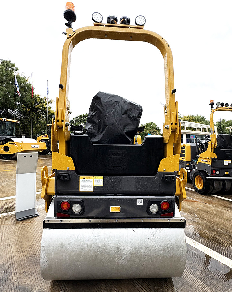 XCMG official XD140 4 ton mini light road roller price - Mini valjak: slika XCMG official XD140 4 ton mini light road roller price - Mini valjak XCMG official XD140 4 ton mini light road roller price - Mini valjak: slika XCMG official XD140 4 ton mini light road roller price - Mini valjak
