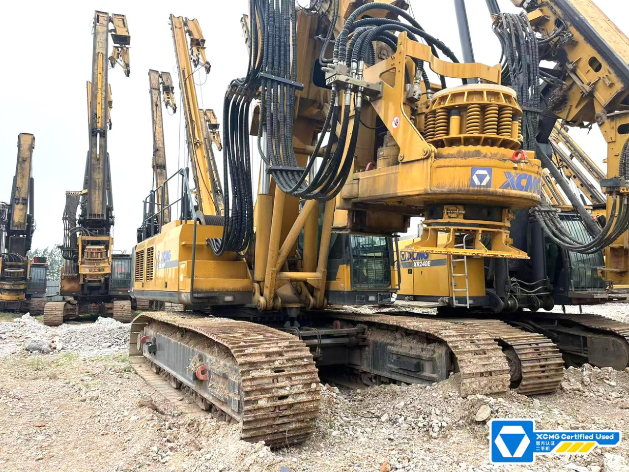 XCMG second hand crawler mobile rotary drilling rig sale in China - Platforma za bušenje: slika XCMG second hand crawler mobile rotary drilling rig sale in China - Platforma za bušenje XCMG second hand crawler mobile rotary drilling rig sale in China - Platforma za bušenje: slika XCMG second hand crawler mobile rotary drilling rig sale in China - Platforma za bušenje