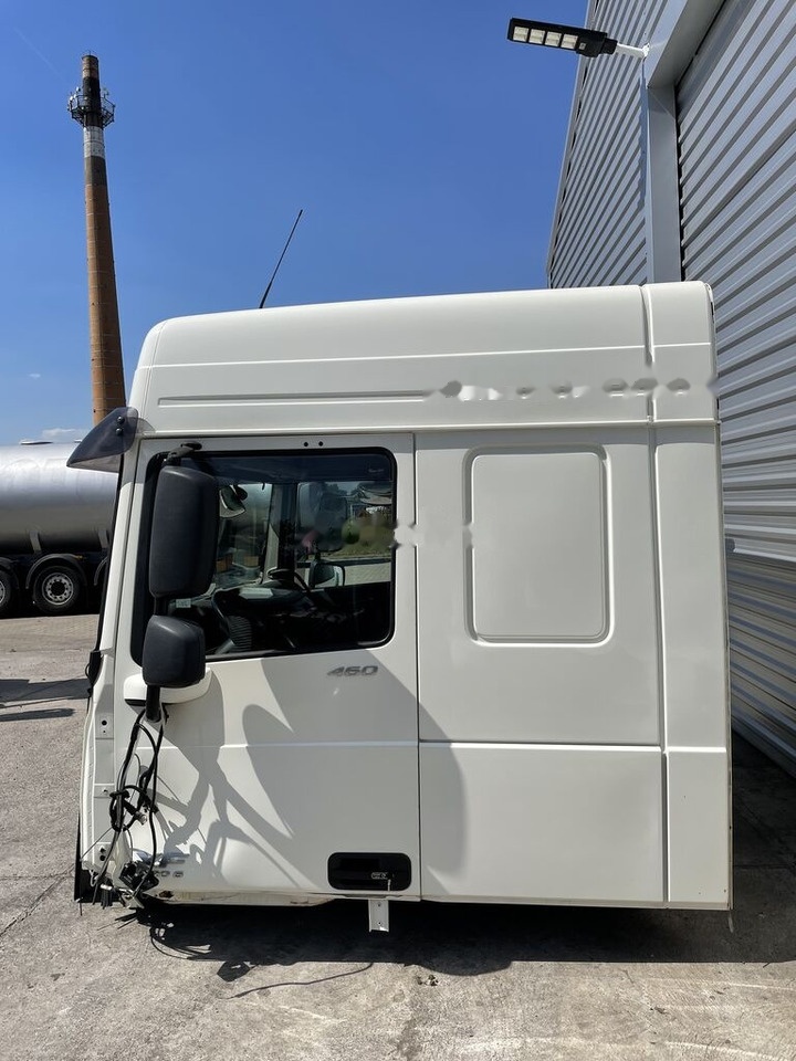 Kabina za Kamion 2014   DAF XF 106 truck: slika Kabina za Kamion 2014   DAF XF 106 truck