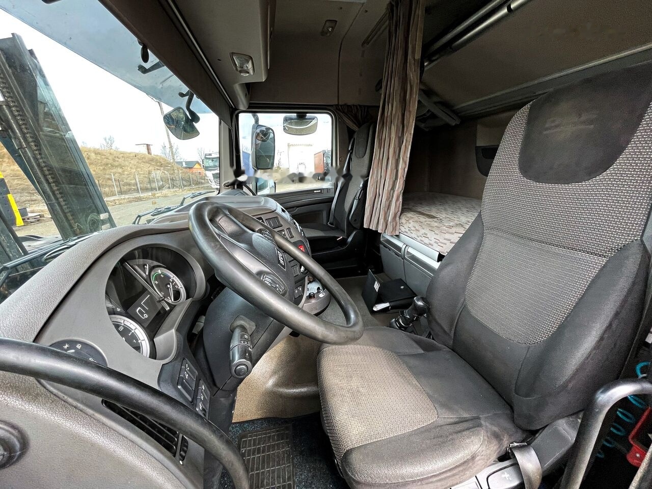Kabina za Kamion 2014   DAF XF 106 truck: slika Kabina za Kamion 2014   DAF XF 106 truck
