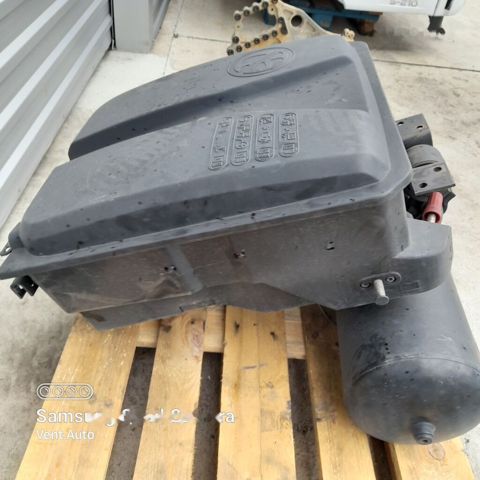 DAF XF 106 1901818 DAF 1901818 truck - Akumulator za Kamion: slika DAF XF 106 1901818 DAF 1901818 truck - Akumulator za Kamion DAF XF 106 1901818 DAF 1901818 truck - Akumulator za Kamion: slika DAF XF 106 1901818 DAF 1901818 truck - Akumulator za Kamion