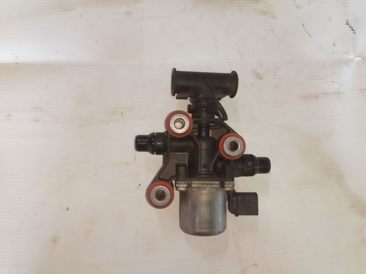 Elektrozawór AdBlue WABCO 446091304 DAF XF 106 truck - Ispušni sustav za Kamion: slika Elektrozawór AdBlue WABCO 446091304 DAF XF 106 truck - Ispušni sustav za Kamion Elektrozawór AdBlue WABCO 446091304 DAF XF 106 truck - Ispušni sustav za Kamion: slika Elektrozawór AdBlue WABCO 446091304 DAF XF 106 truck - Ispušni sustav za Kamion