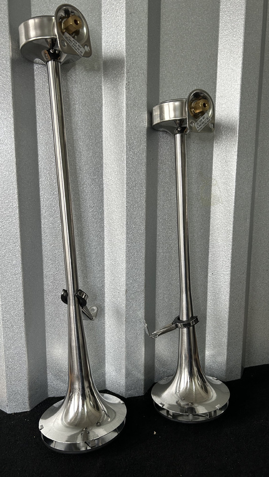 FIAMM 2 TRUMPETS, SHORT + LONG + ASSEMBLY KIT FIAMM, ORIGINAL FOR MERCEDES ACTROS MP5 - Univerzalni dio: slika FIAMM 2 TRUMPETS, SHORT + LONG + ASSEMBLY KIT FIAMM, ORIGINAL FOR MERCEDES ACTROS MP5 - Univerzalni dio FIAMM 2 TRUMPETS, SHORT + LONG + ASSEMBLY KIT FIAMM, ORIGINAL FOR MERCEDES ACTROS MP5 - Univerzalni dio: slika FIAMM 2 TRUMPETS, SHORT + LONG + ASSEMBLY KIT FIAMM, ORIGINAL FOR MERCEDES ACTROS MP5 - Univerzalni dio