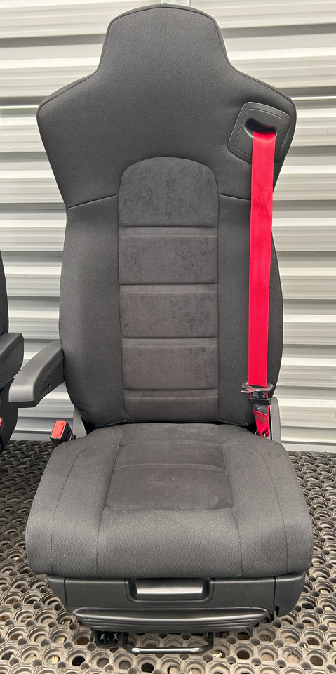 IVECO NEW SEAT IVECO S-WAY - Sjedalo: slika IVECO NEW SEAT IVECO S-WAY - Sjedalo IVECO NEW SEAT IVECO S-WAY - Sjedalo: slika IVECO NEW SEAT IVECO S-WAY - Sjedalo