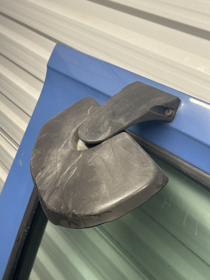 MERCEDES ACTROS MP4 DOOR RIGHT EITH RAMP MIRROR - Vrata i dijelovi: slika MERCEDES ACTROS MP4 DOOR RIGHT EITH RAMP MIRROR - Vrata i dijelovi MERCEDES ACTROS MP4 DOOR RIGHT EITH RAMP MIRROR - Vrata i dijelovi: slika MERCEDES ACTROS MP4 DOOR RIGHT EITH RAMP MIRROR - Vrata i dijelovi