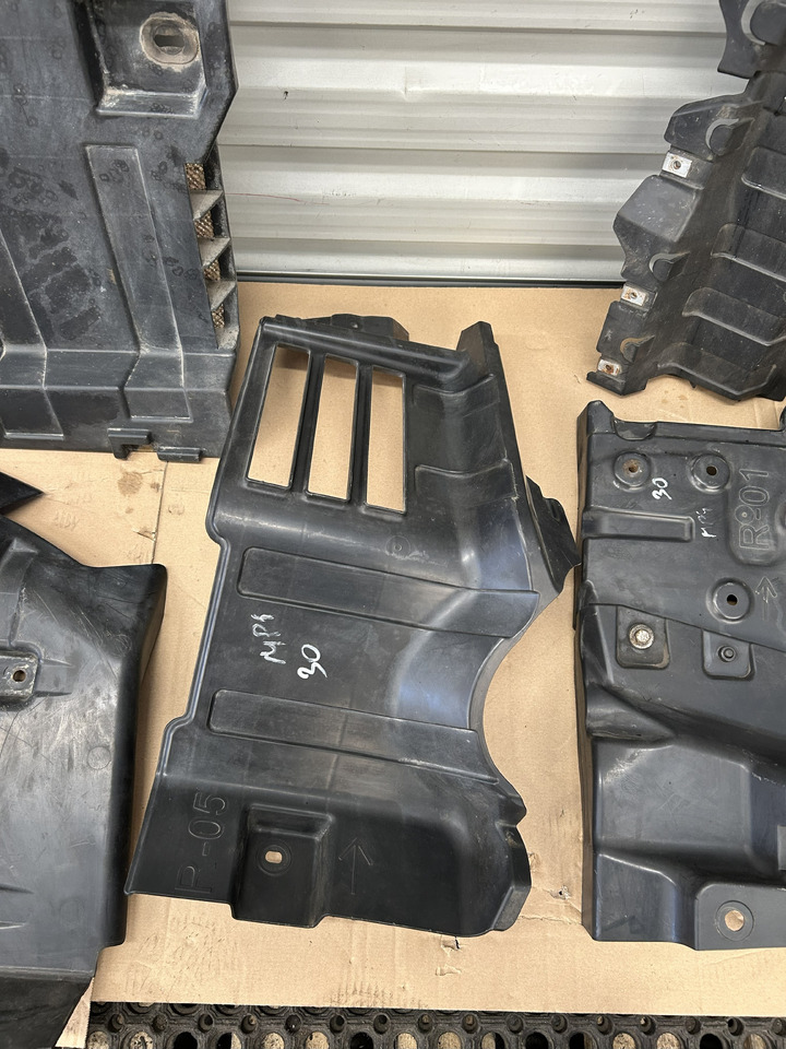 MERCEDES-BENZ ACTROS MP4 BIGSPACE ENGINE SOUNDPROOFING COVER KIT - Karoserija i eksterijer za Kamion: slika MERCEDES-BENZ ACTROS MP4 BIGSPACE ENGINE SOUNDPROOFING COVER KIT - Karoserija i eksterijer za Kamion MERCEDES-BENZ ACTROS MP4 BIGSPACE ENGINE SOUNDPROOFING COVER KIT - Karoserija i eksterijer za Kamion: slika MERCEDES-BENZ ACTROS MP4 BIGSPACE ENGINE SOUNDPROOFING COVER KIT - Karoserija i eksterijer za Kamion