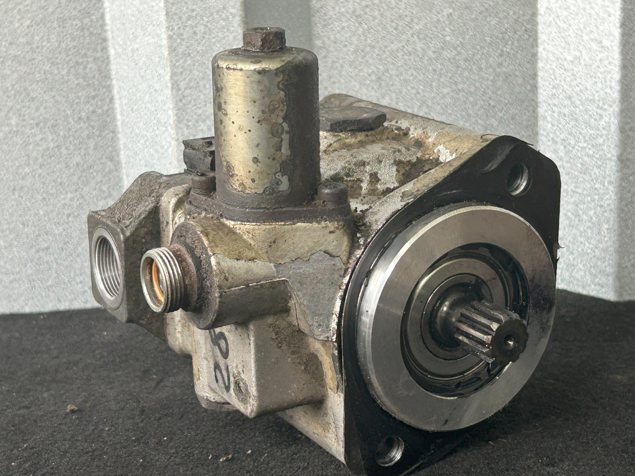 MERCEDES-BENZ ACTROS MP4 POWER STEERING PUMP - Servo pumpa upravljačkog mehanizma za Kamion: slika MERCEDES-BENZ ACTROS MP4 POWER STEERING PUMP - Servo pumpa upravljačkog mehanizma za Kamion MERCEDES-BENZ ACTROS MP4 POWER STEERING PUMP - Servo pumpa upravljačkog mehanizma za Kamion: slika MERCEDES-BENZ ACTROS MP4 POWER STEERING PUMP - Servo pumpa upravljačkog mehanizma za Kamion