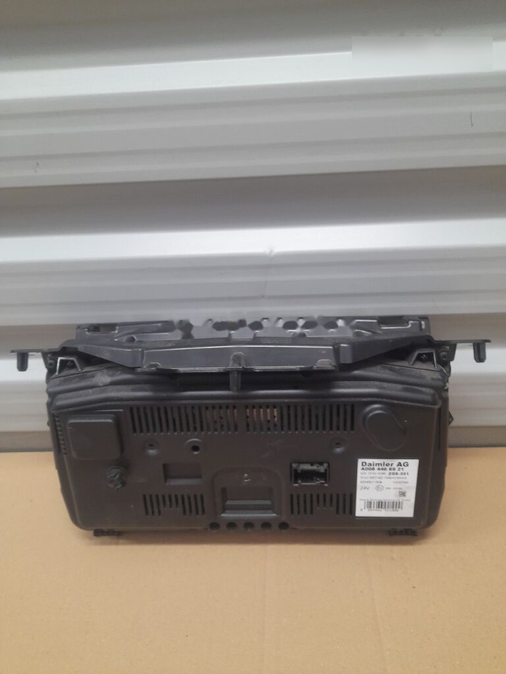 Mercedes-Benz ACTROS MP4 A0084466921 Mercedes-Benz A0084466921 - Ploča s instrumentima za Kamion: slika Mercedes-Benz ACTROS MP4 A0084466921 Mercedes-Benz A0084466921 - Ploča s instrumentima za Kamion Mercedes-Benz ACTROS MP4 A0084466921 Mercedes-Benz A0084466921 - Ploča s instrumentima za Kamion: slika Mercedes-Benz ACTROS MP4 A0084466921 Mercedes-Benz A0084466921 - Ploča s instrumentima za Kamion