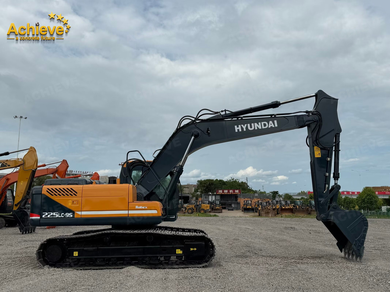 Hyundai Hyundai Heavy Industries R225LC-9 excavator Cummins B5.9-C 112/1950kw/rpm 1.05m³ 22ton Remanufactured【ACHIEVE】 TOP CONDITION!!! - Bager gusjeničar: slika Hyundai Hyundai Heavy Industries R225LC-9 excavator Cummins B5.9-C 112/1950kw/rpm 1.05m³ 22ton Remanufactured【ACHIEVE】 TOP CONDITION!!! - Bager gusjeničar Hyundai Hyundai Heavy Industries R225LC-9 excavator Cummins B5.9-C 112/1950kw/rpm 1.05m³ 22ton Remanufactured【ACHIEVE】 TOP CONDITION!!! - Bager gusjeničar: slika Hyundai Hyundai Heavy Industries R225LC-9 excavator Cummins B5.9-C 112/1950kw/rpm 1.05m³ 22ton Remanufactured【ACHIEVE】 TOP CONDITION!!! - Bager gusjeničar