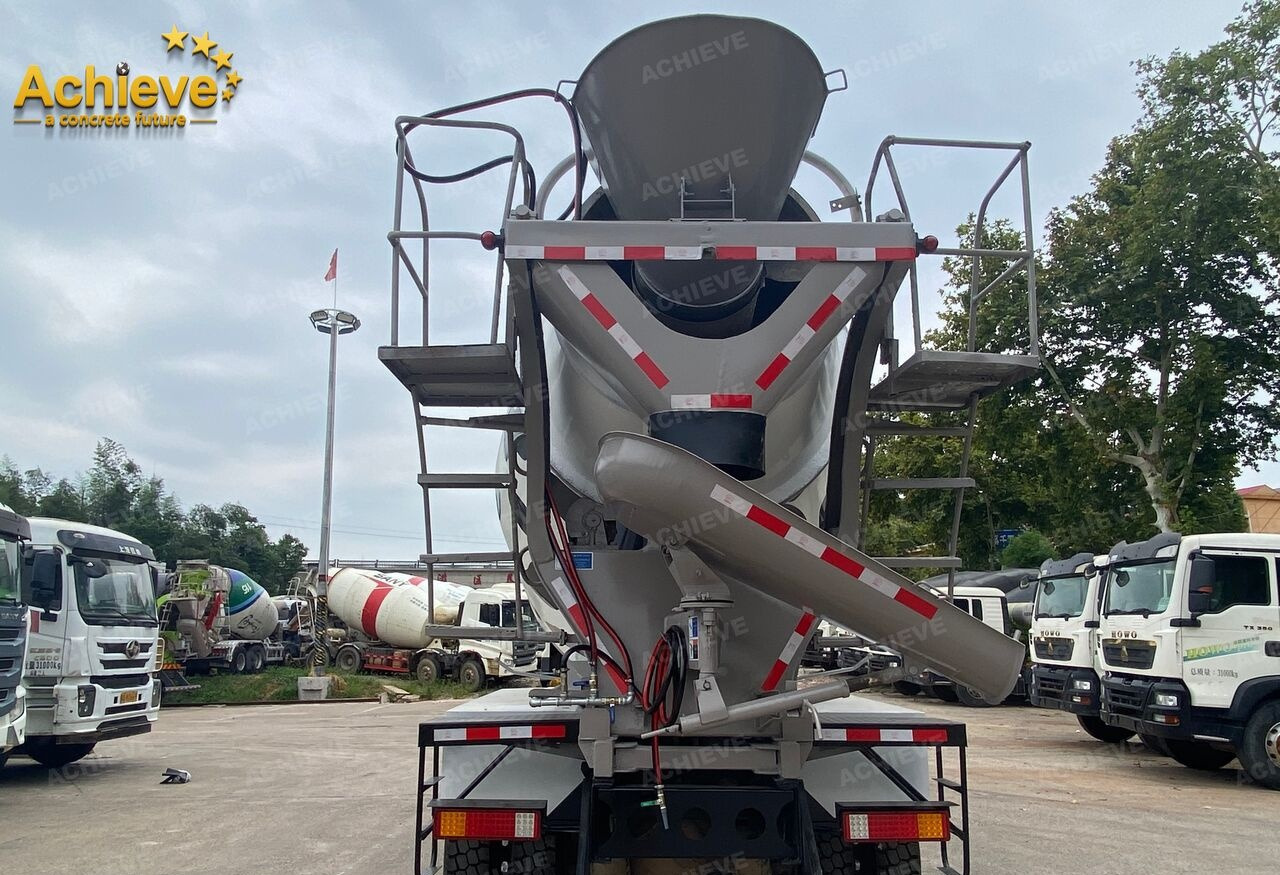 Automješalica Zoomlion Zoomlion ZLJ5312GJBHT5E four-axle 12F S 【ACHIEVE】TOP CONDITION!!!: slika Automješalica Zoomlion Zoomlion ZLJ5312GJBHT5E four-axle 12F S 【ACHIEVE】TOP CONDITION!!! Automješalica Zoomlion Zoomlion ZLJ5312GJBHT5E four-axle 12F S 【ACHIEVE】TOP CONDITION!!!: slika Automješalica Zoomlion Zoomlion ZLJ5312GJBHT5E four-axle 12F S 【ACHIEVE】TOP CONDITION!!!