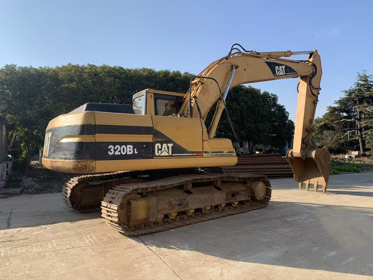 CATERPILLAR Crawler Excavator CAT 320B, 320BL Original Japanese Excavator - Bager gusjeničar: slika CATERPILLAR Crawler Excavator CAT 320B, 320BL Original Japanese Excavator - Bager gusjeničar CATERPILLAR Crawler Excavator CAT 320B, 320BL Original Japanese Excavator - Bager gusjeničar: slika CATERPILLAR Crawler Excavator CAT 320B, 320BL Original Japanese Excavator - Bager gusjeničar