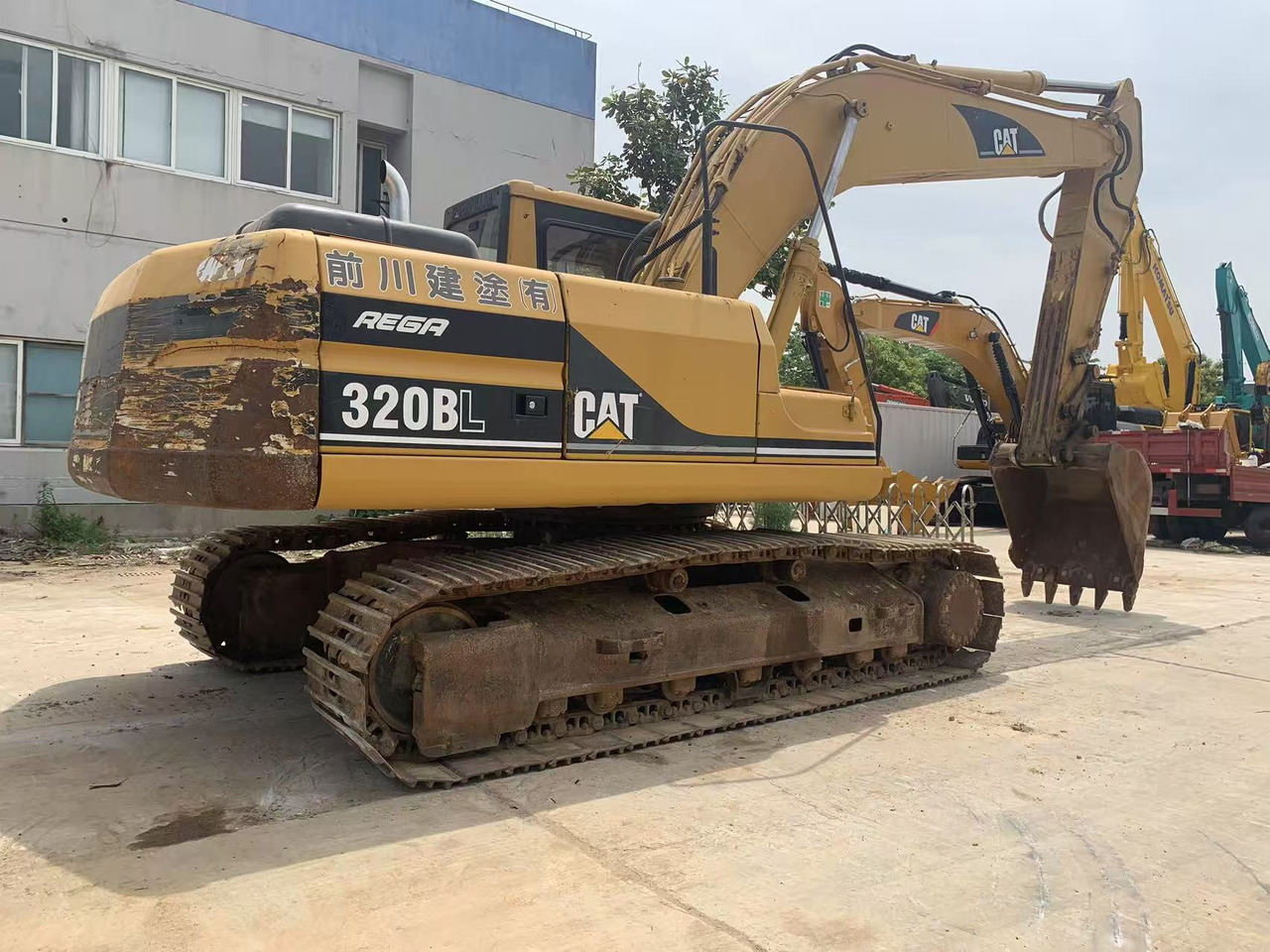 CATERPILLAR Used Excavator 320B, 320BL Japan Origin Construction Machine - Bager gusjeničar: slika CATERPILLAR Used Excavator 320B, 320BL Japan Origin Construction Machine - Bager gusjeničar CATERPILLAR Used Excavator 320B, 320BL Japan Origin Construction Machine - Bager gusjeničar: slika CATERPILLAR Used Excavator 320B, 320BL Japan Origin Construction Machine - Bager gusjeničar