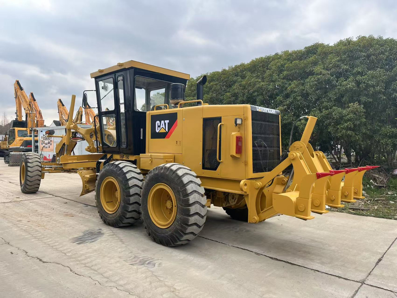 Caterpillar 140K Motor Grader Good Price Used Condition - Grejder: slika Caterpillar 140K Motor Grader Good Price Used Condition - Grejder Caterpillar 140K Motor Grader Good Price Used Condition - Grejder: slika Caterpillar 140K Motor Grader Good Price Used Condition - Grejder