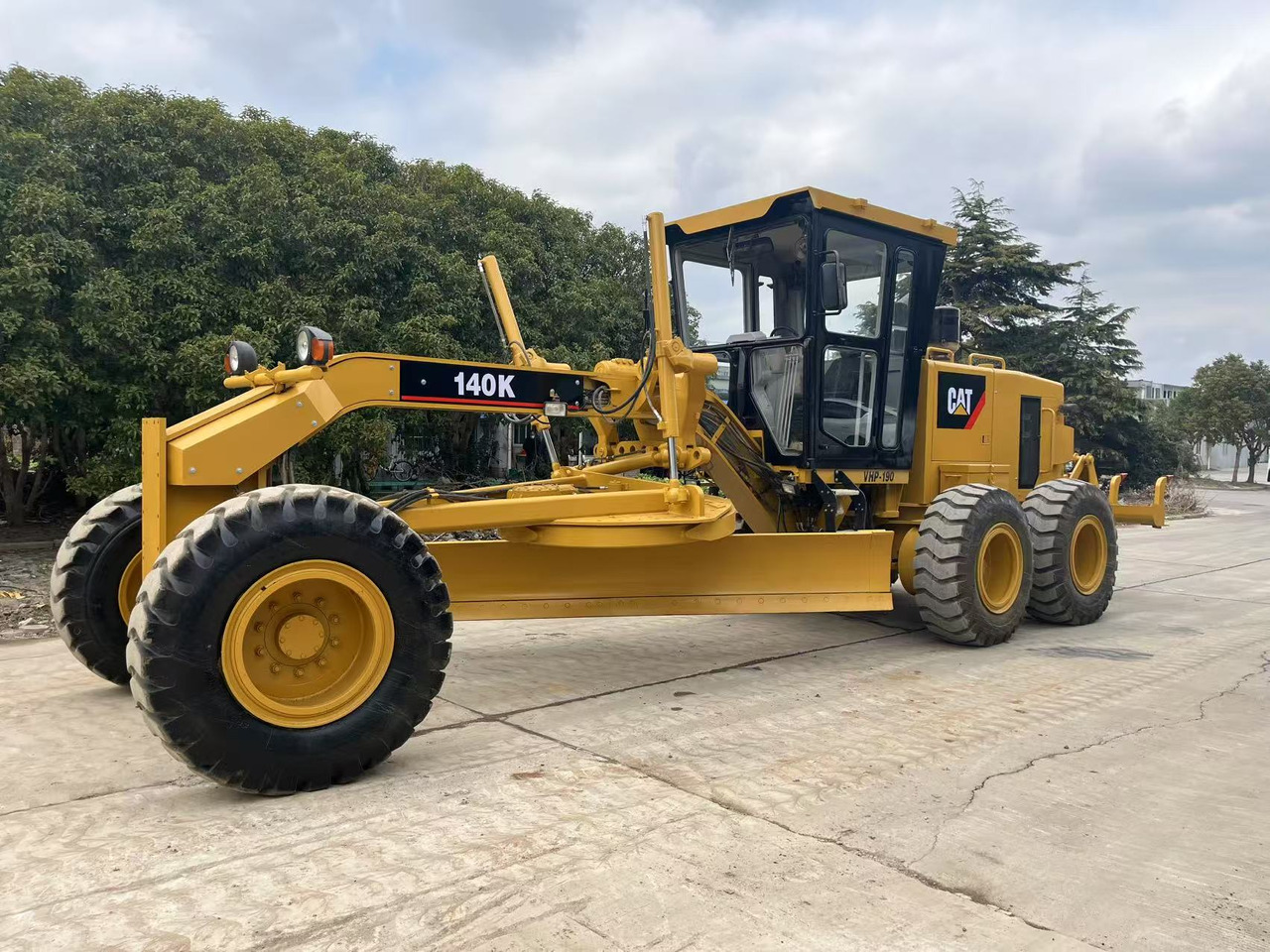 Caterpillar 140K Motor Grader Good Price Used Condition - Grejder: slika Caterpillar 140K Motor Grader Good Price Used Condition - Grejder Caterpillar 140K Motor Grader Good Price Used Condition - Grejder: slika Caterpillar 140K Motor Grader Good Price Used Condition - Grejder