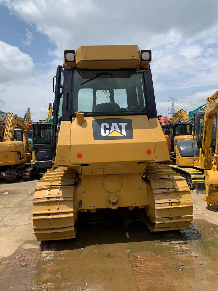 Caterpillar Bulldozer Used Condition CAT D6G, D6G2 Cheap Price - Buldožer: slika Caterpillar Bulldozer Used Condition CAT D6G, D6G2 Cheap Price - Buldožer Caterpillar Bulldozer Used Condition CAT D6G, D6G2 Cheap Price - Buldožer: slika Caterpillar Bulldozer Used Condition CAT D6G, D6G2 Cheap Price - Buldožer