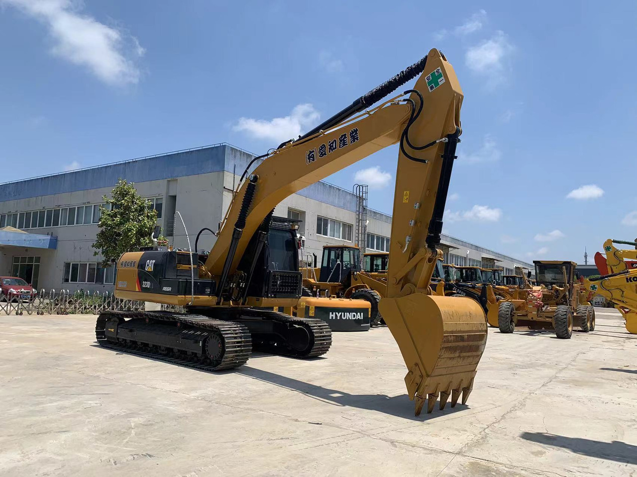Caterpillar Excavator 320, 323 with Mechanical Engine Mitsubishi S6K - Bager gusjeničar: slika Caterpillar Excavator 320, 323 with Mechanical Engine Mitsubishi S6K - Bager gusjeničar Caterpillar Excavator 320, 323 with Mechanical Engine Mitsubishi S6K - Bager gusjeničar: slika Caterpillar Excavator 320, 323 with Mechanical Engine Mitsubishi S6K - Bager gusjeničar