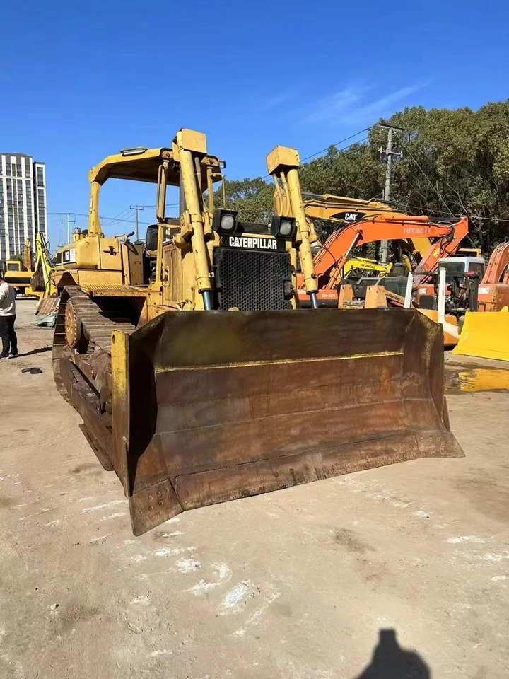Caterpillar Original Condition CAT D6R bulldozer with Rippers - Buldožer: slika Caterpillar Original Condition CAT D6R bulldozer with Rippers - Buldožer Caterpillar Original Condition CAT D6R bulldozer with Rippers - Buldožer: slika Caterpillar Original Condition CAT D6R bulldozer with Rippers - Buldožer