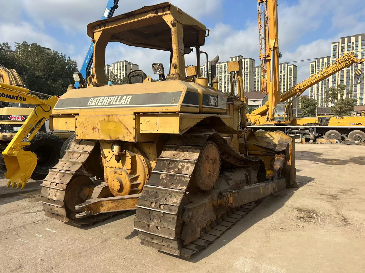 Caterpillar Original Condition CAT D6R bulldozer with Rippers - Buldožer: slika Caterpillar Original Condition CAT D6R bulldozer with Rippers - Buldožer Caterpillar Original Condition CAT D6R bulldozer with Rippers - Buldožer: slika Caterpillar Original Condition CAT D6R bulldozer with Rippers - Buldožer
