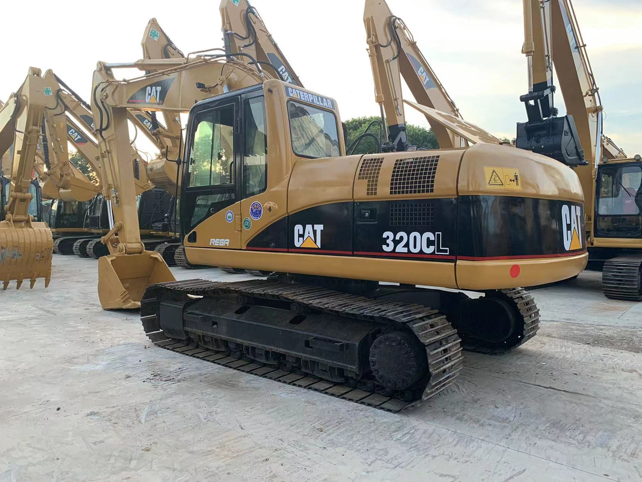 Caterpillar Pre-Owned Caterpillar 320CL 20T Excavator – Low Hours, Durable 3066 Engine - Bager gusjeničar: slika Caterpillar Pre-Owned Caterpillar 320CL 20T Excavator – Low Hours, Durable 3066 Engine - Bager gusjeničar Caterpillar Pre-Owned Caterpillar 320CL 20T Excavator – Low Hours, Durable 3066 Engine - Bager gusjeničar: slika Caterpillar Pre-Owned Caterpillar 320CL 20T Excavator – Low Hours, Durable 3066 Engine - Bager gusjeničar