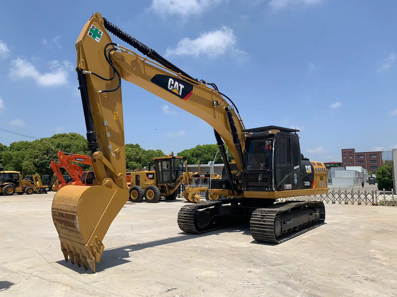 Caterpillar Tracked Excavator CAT 323D, 323D2 for Bolivia - Bager gusjeničar: slika Caterpillar Tracked Excavator CAT 323D, 323D2 for Bolivia - Bager gusjeničar Caterpillar Tracked Excavator CAT 323D, 323D2 for Bolivia - Bager gusjeničar: slika Caterpillar Tracked Excavator CAT 323D, 323D2 for Bolivia - Bager gusjeničar
