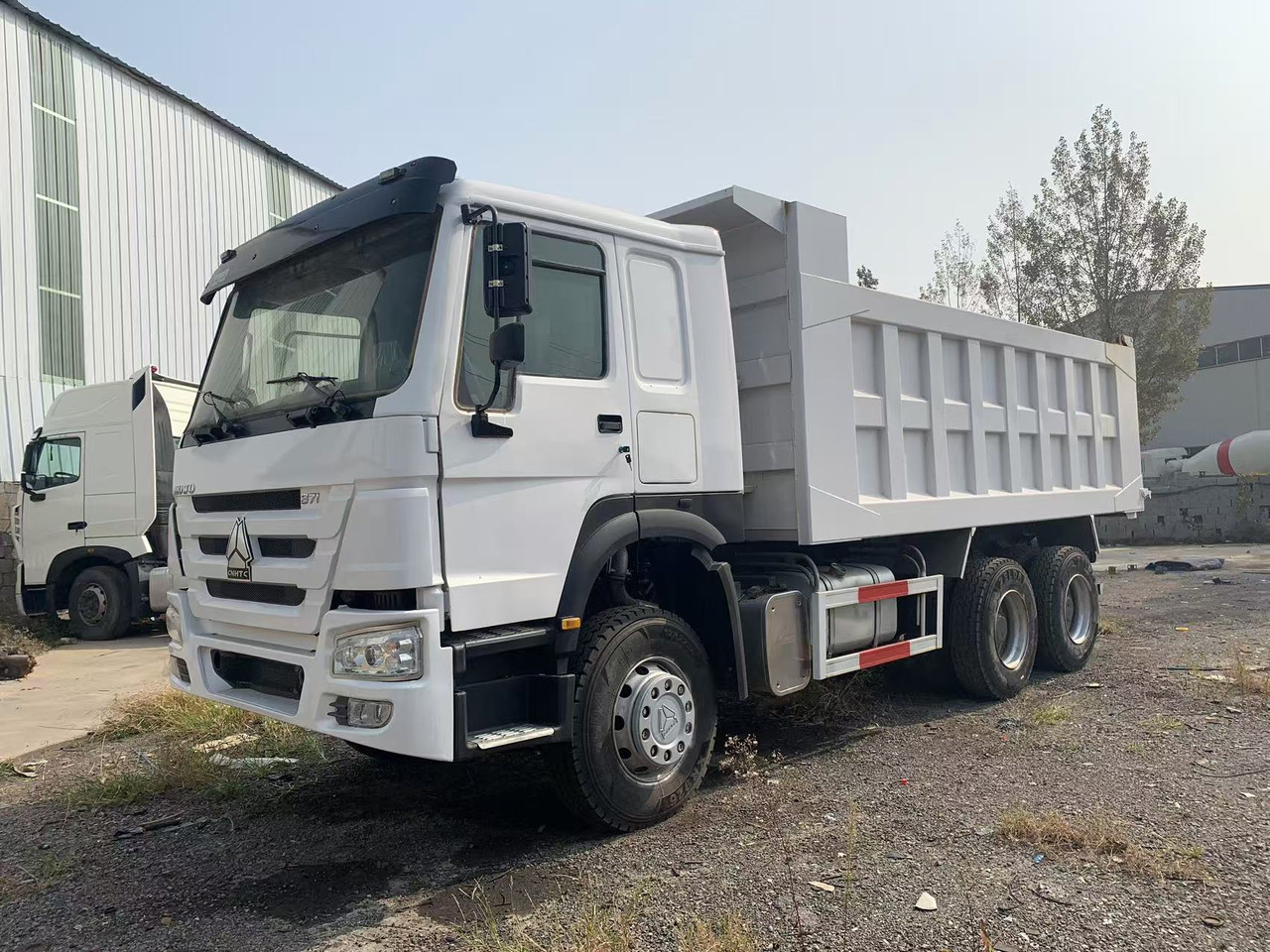 Howo Secondhand Commercial Vehicle 10-wheels HOWO Dumper Truck 6x4 Left Hand Drive Tipper Truck - Kiper: slika Howo Secondhand Commercial Vehicle 10-wheels HOWO Dumper Truck 6x4 Left Hand Drive Tipper Truck - Kiper Howo Secondhand Commercial Vehicle 10-wheels HOWO Dumper Truck 6x4 Left Hand Drive Tipper Truck - Kiper: slika Howo Secondhand Commercial Vehicle 10-wheels HOWO Dumper Truck 6x4 Left Hand Drive Tipper Truck - Kiper