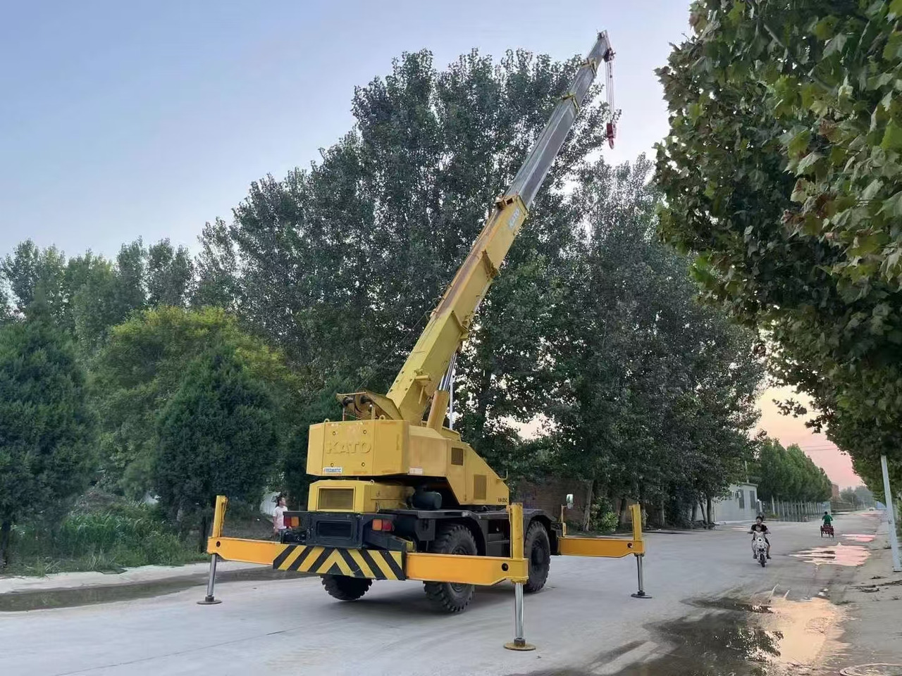 KATO KR250 Good Price 25 ton Rough Terrain Crane - Autodizalica: slika KATO KR250 Good Price 25 ton Rough Terrain Crane - Autodizalica KATO KR250 Good Price 25 ton Rough Terrain Crane - Autodizalica: slika KATO KR250 Good Price 25 ton Rough Terrain Crane - Autodizalica