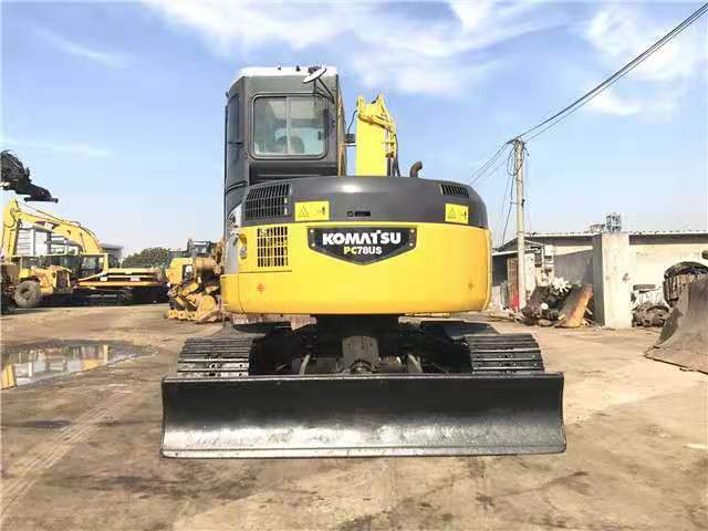 KOMATSU excavator Japan surplus backhoe Komatsu PC78 - Mini bager: slika KOMATSU excavator Japan surplus backhoe Komatsu PC78 - Mini bager KOMATSU excavator Japan surplus backhoe Komatsu PC78 - Mini bager: slika KOMATSU excavator Japan surplus backhoe Komatsu PC78 - Mini bager