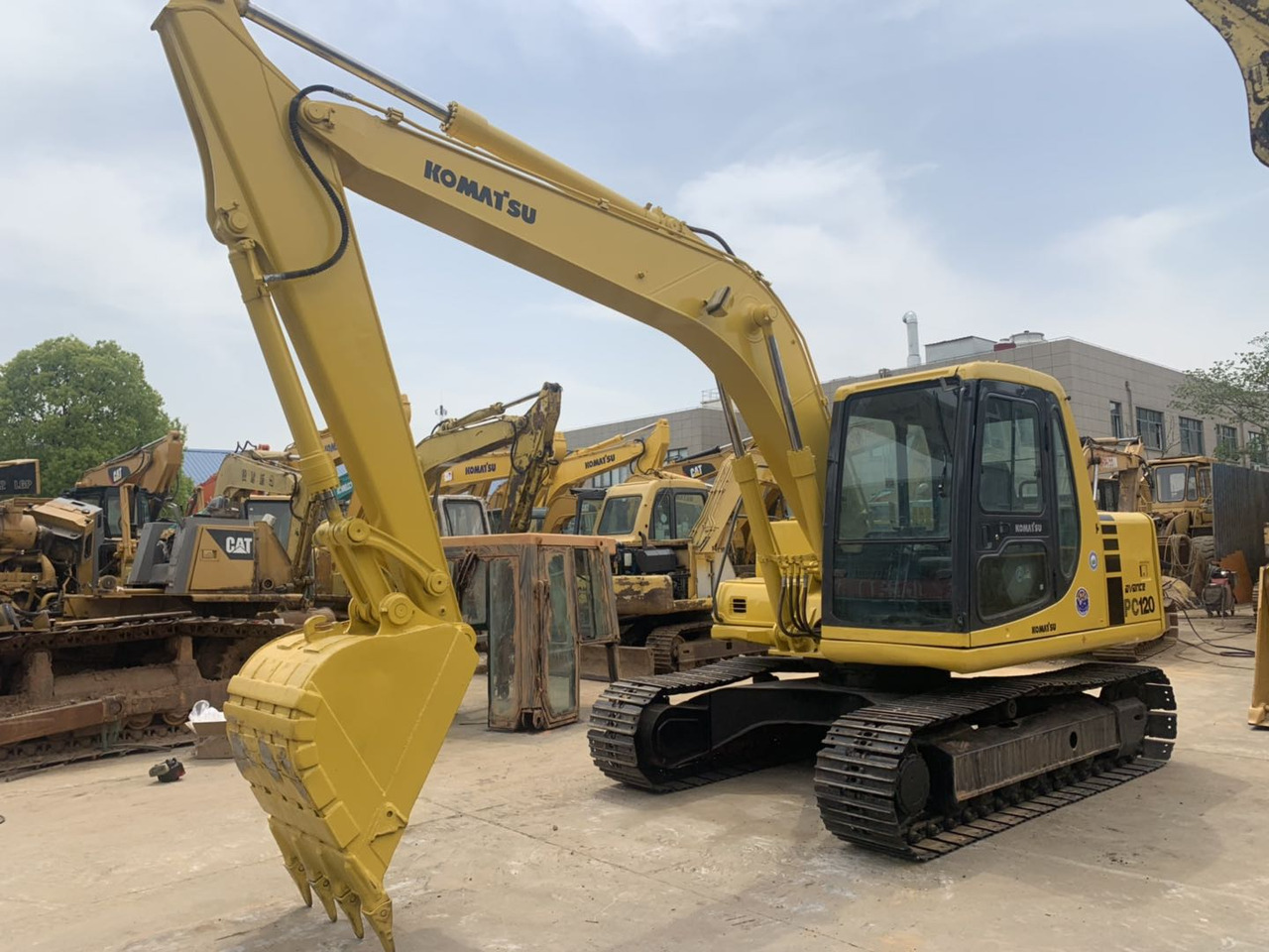 Komatsu PC120 Secondhand Excavator Good Price on Sale - Bager gusjeničar: slika Komatsu PC120 Secondhand Excavator Good Price on Sale - Bager gusjeničar Komatsu PC120 Secondhand Excavator Good Price on Sale - Bager gusjeničar: slika Komatsu PC120 Secondhand Excavator Good Price on Sale - Bager gusjeničar