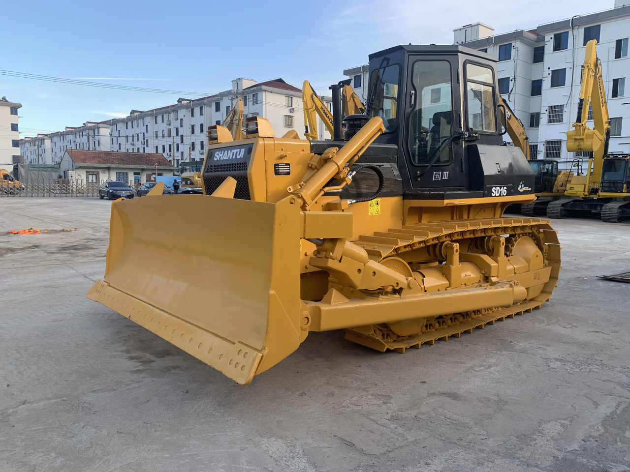 SHANTUI SD16 Used Bulldozer with Good Price - Buldožer: slika SHANTUI SD16 Used Bulldozer with Good Price - Buldožer SHANTUI SD16 Used Bulldozer with Good Price - Buldožer: slika SHANTUI SD16 Used Bulldozer with Good Price - Buldožer