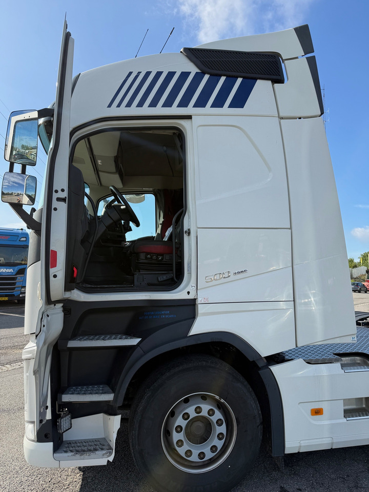 Volvo FH 500 6x2 - Tegljač: slika Volvo FH 500 6x2 - Tegljač Volvo FH 500 6x2 - Tegljač: slika Volvo FH 500 6x2 - Tegljač