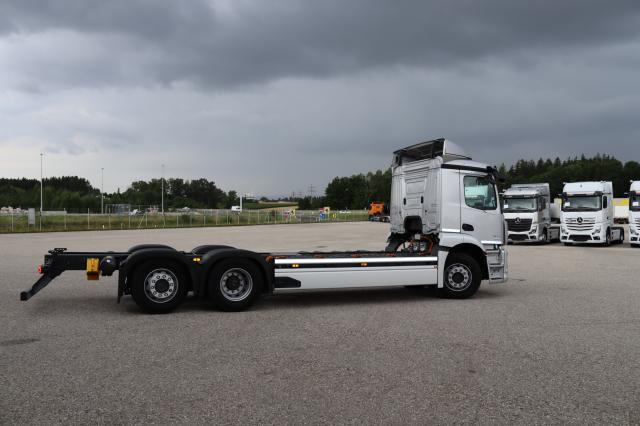 Mercedes-Benz eActros 400 L - Kamion-šasija: slika Mercedes-Benz eActros 400 L - Kamion-šasija Mercedes-Benz eActros 400 L - Kamion-šasija: slika Mercedes-Benz eActros 400 L - Kamion-šasija