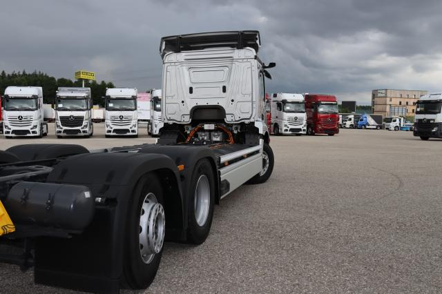 Mercedes-Benz eActros 400 L - Kamion-šasija: slika Mercedes-Benz eActros 400 L - Kamion-šasija Mercedes-Benz eActros 400 L - Kamion-šasija: slika Mercedes-Benz eActros 400 L - Kamion-šasija