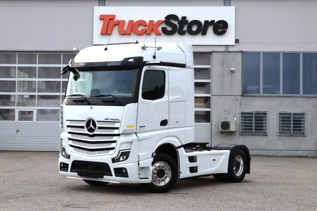 Mercedes-Benz Actros 1853 LS - Tegljač: slika Mercedes-Benz Actros 1853 LS - Tegljač Mercedes-Benz Actros 1853 LS - Tegljač: slika Mercedes-Benz Actros 1853 LS - Tegljač