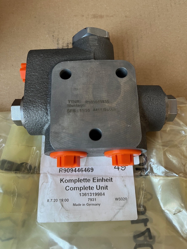 REXROTH R909446469 Flushing & Boost valve - Rezervni dijelovi za Bager: slika REXROTH R909446469 Flushing & Boost valve - Rezervni dijelovi za Bager REXROTH R909446469 Flushing & Boost valve - Rezervni dijelovi za Bager: slika REXROTH R909446469 Flushing & Boost valve - Rezervni dijelovi za Bager