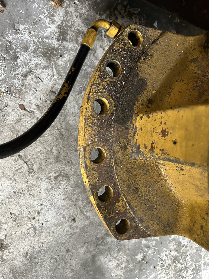 Komatsu PC210 - Motor okretanja za Bager: slika Komatsu PC210 - Motor okretanja za Bager Komatsu PC210 - Motor okretanja za Bager: slika Komatsu PC210 - Motor okretanja za Bager