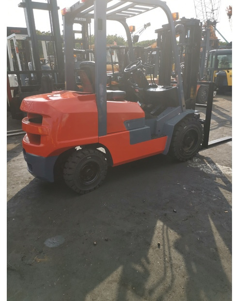 2018 Toyota FDZN30 - Viličar: slika  2018 Toyota FDZN30 - Viličar 2018 Toyota FDZN30 - Viličar: slika  2018 Toyota FDZN30 - Viličar