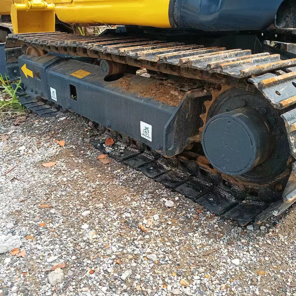 KOMATSU PC30 - Mini bager: slika KOMATSU PC30 - Mini bager KOMATSU PC30 - Mini bager: slika KOMATSU PC30 - Mini bager
