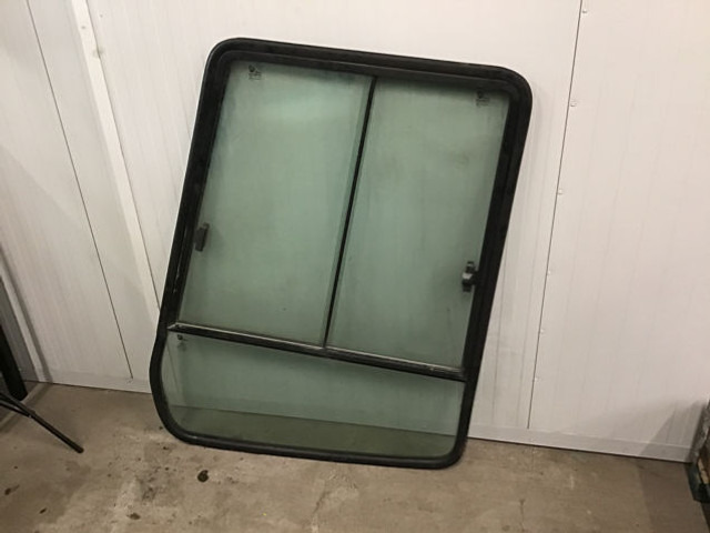 Liebherr A900B Li / A900C Li - Staklo i dijelovi: slika Liebherr A900B Li / A900C Li - Staklo i dijelovi Liebherr A900B Li / A900C Li - Staklo i dijelovi: slika Liebherr A900B Li / A900C Li - Staklo i dijelovi
