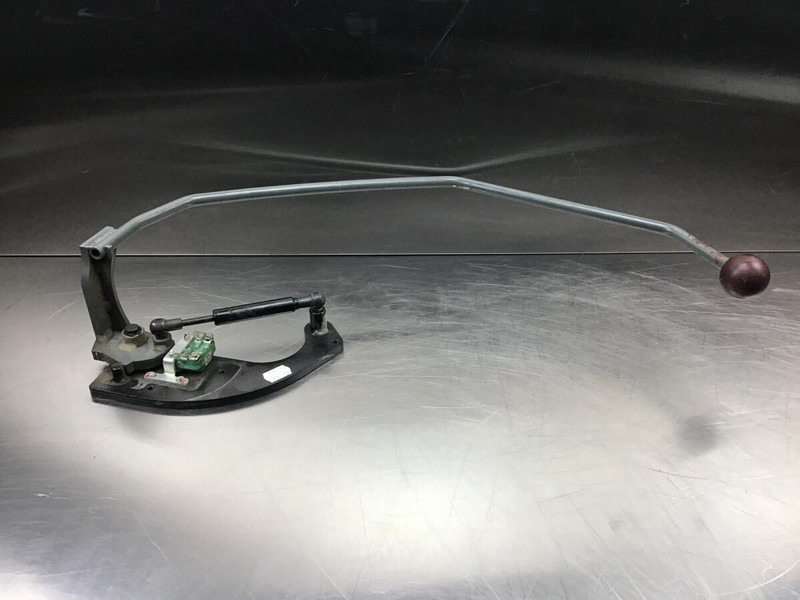 Liebherr A900C Li, LH35 M ,LH50 M , LH40 M ,LH50 MHR - Ručica mjenjača: slika Liebherr A900C Li, LH35 M ,LH50 M , LH40 M ,LH50 MHR - Ručica mjenjača Liebherr A900C Li, LH35 M ,LH50 M , LH40 M ,LH50 MHR - Ručica mjenjača: slika Liebherr A900C Li, LH35 M ,LH50 M , LH40 M ,LH50 MHR - Ručica mjenjača